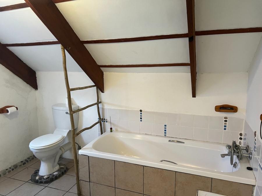6 Bedroom Property for Sale in Jacobsbaai Western Cape